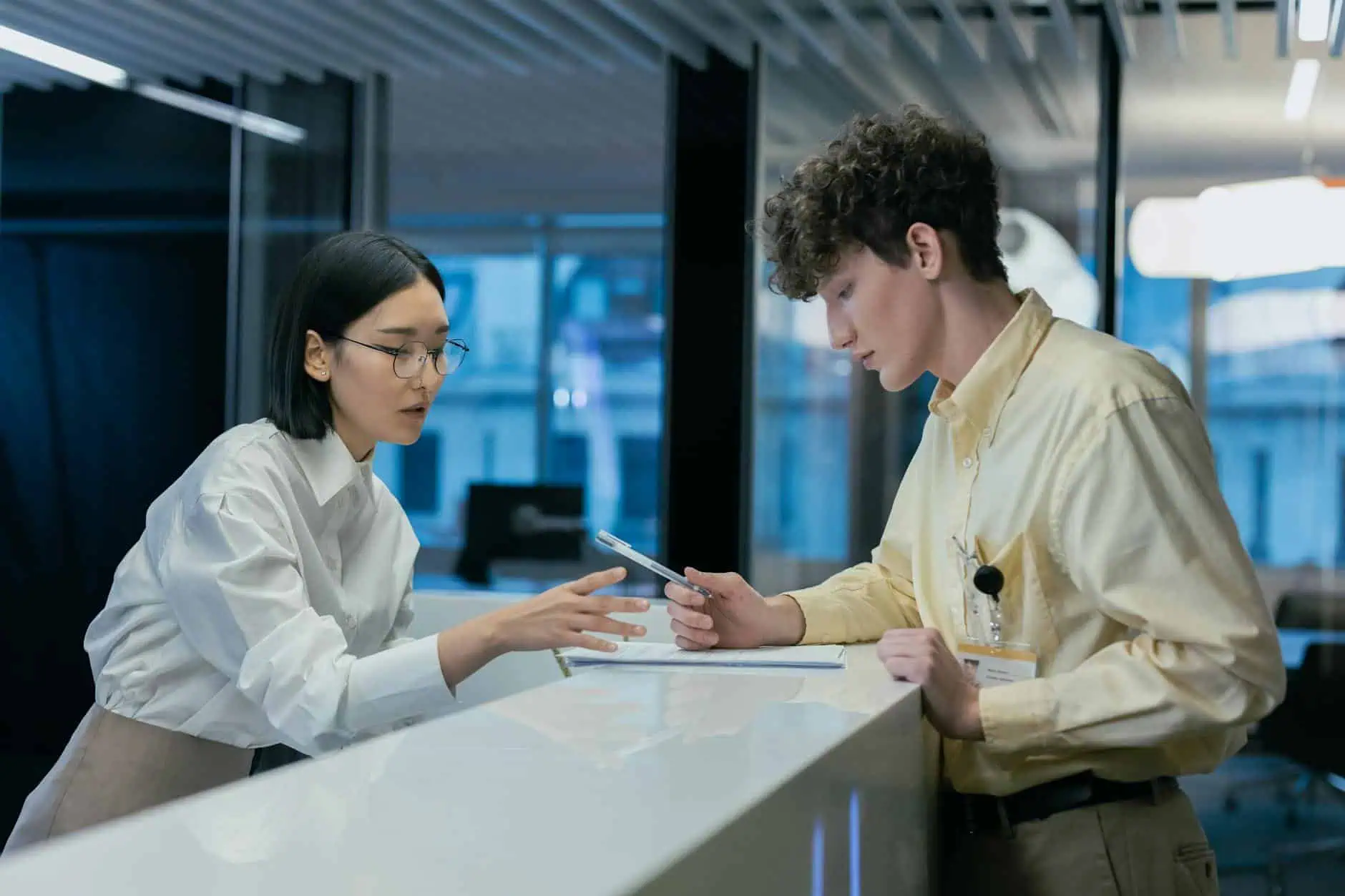 How Service Providers Book $10K-$50K Projects Using $5/Day Ads