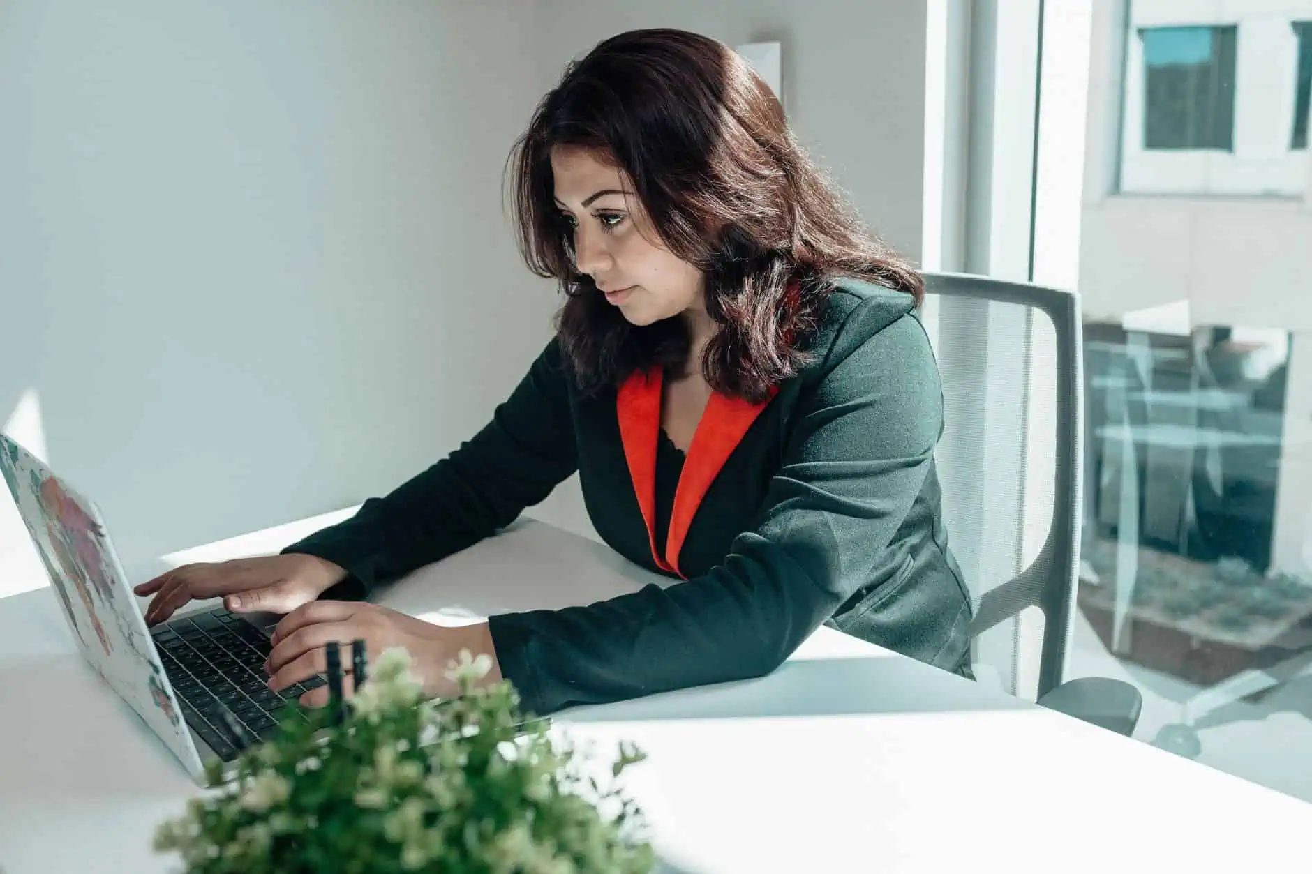 Facebook Ads for Women Entrepreneurs: Why You Need a Different Strategy (And the Data That Proves It)